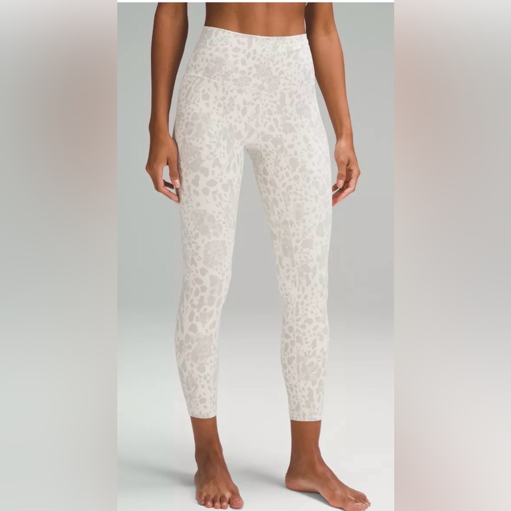 Lululemon Align™ 25 High-Rise Crop pants in a white and grey cheetah  BNWT
